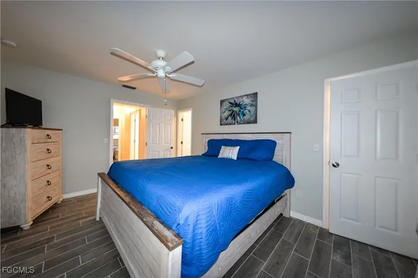 $699,000 | 220 Albatross Street, Fort Myers Beach, FL 33931