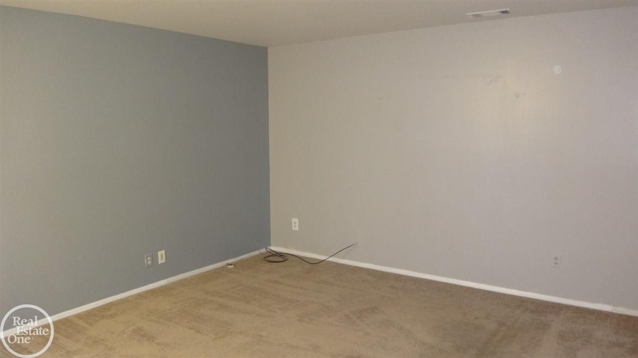20210 15 Mile Road Clinton Township, MI 48035 - Photo 3 of 14 31383016-2.JPG