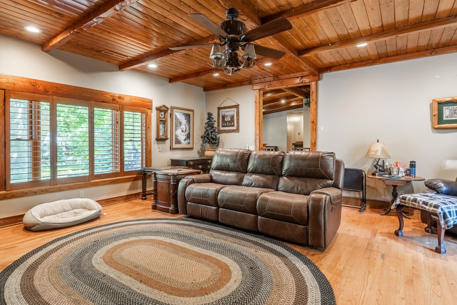 325 Mt Tom Road Bishop, CA 93514 - Photo 9 of 33 a living room with furniture and a large window