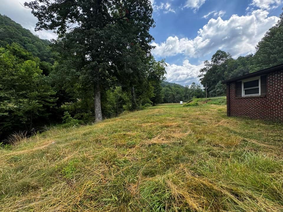 1027 Family Cir Road Raven, VA 24639 - Photo 11 of 16 Gallery Image 11