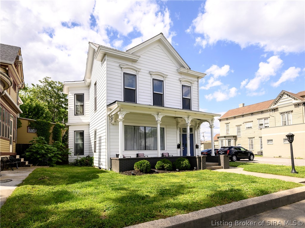 1207 East Spring Street New Albany, IN 47150 - Photo 2 of 45