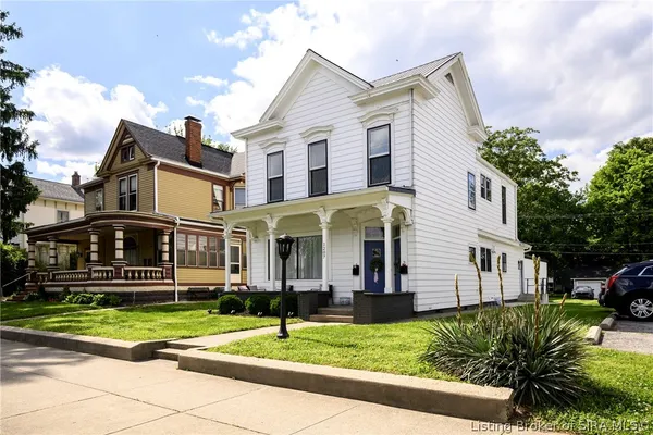 $350,000 | 1207 East Spring Street, New Albany, IN 47150