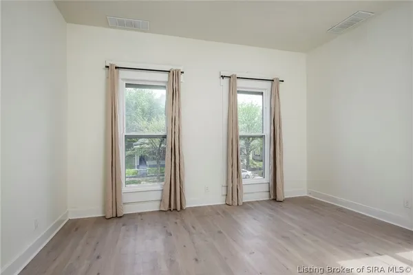 $350,000 | 1207 East Spring Street, New Albany, IN 47150