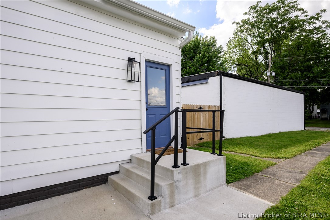 1207 East Spring Street New Albany, IN 47150 - Photo 42 of 45