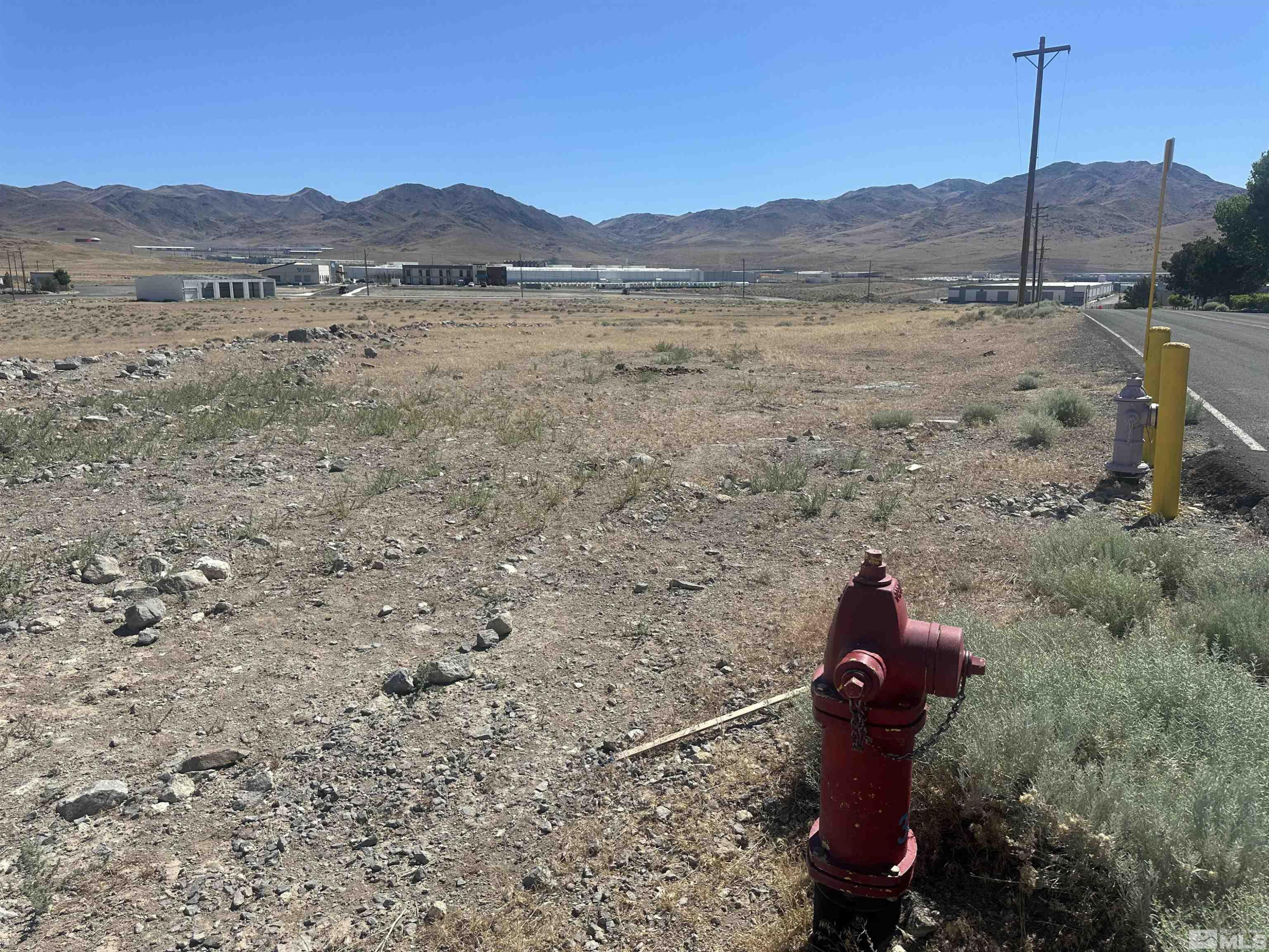 1333 Venice Drive Sparks, NV 89437 - Photo 31 of 40 a view of a lake with a mountain