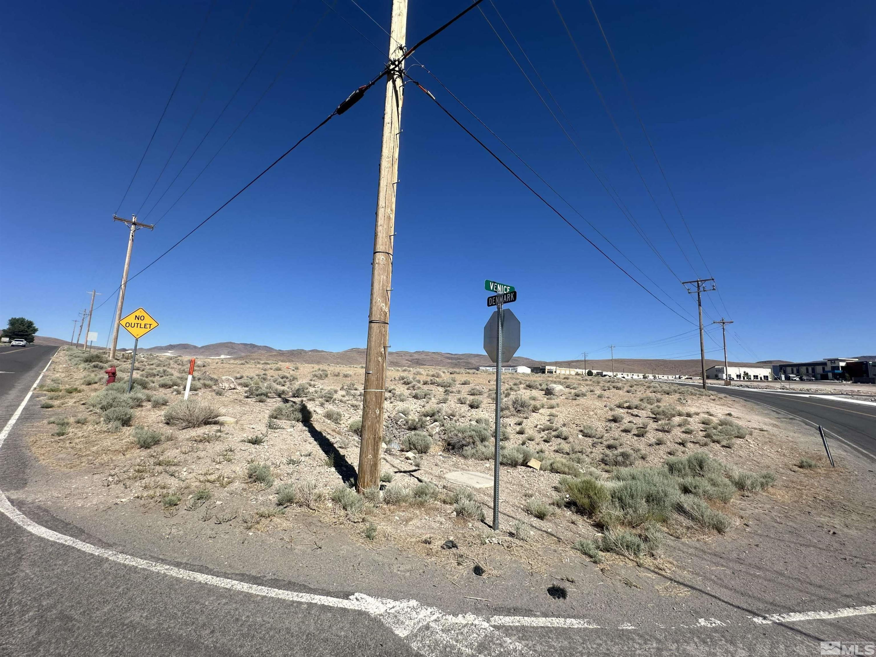 1333 Venice Drive Sparks, NV 89437 - Photo 38 of 40 a view of water view