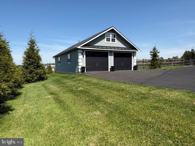 1007 Bucks Road Perkasie, PA 18944 - Photo 3 of 48 Detached Garage