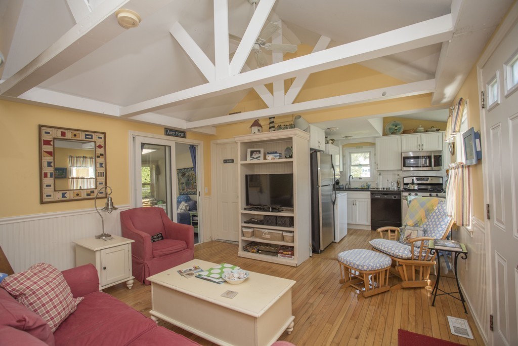 20 Mashnee Road Bourne, MA 02532 - Photo 18 of 25