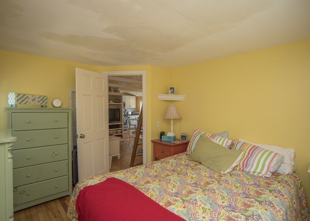 20 Mashnee Road Bourne, MA 02532 - Photo 10 of 25