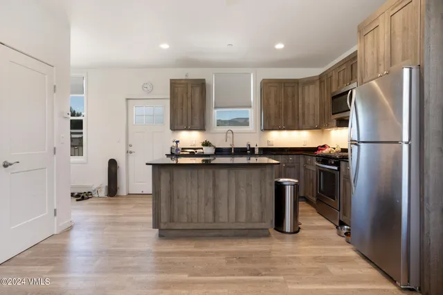 $2,550,000 | 105 Capitol Street, Unit 1 2 3 4 5 6 7 8, Eagle, CO 81631