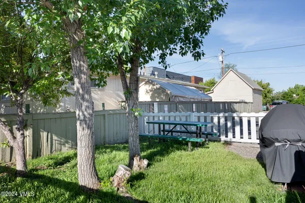 $2,550,000 | 105 Capitol Street, Unit 1 2 3 4 5 6 7 8, Eagle, CO 81631