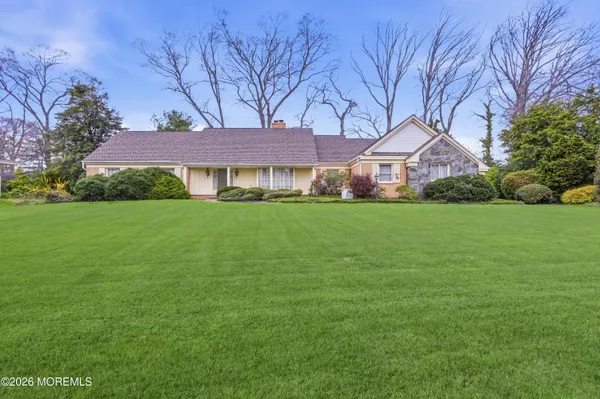 $779,999 | 886 Ocean View Drive, Toms River, NJ 08753