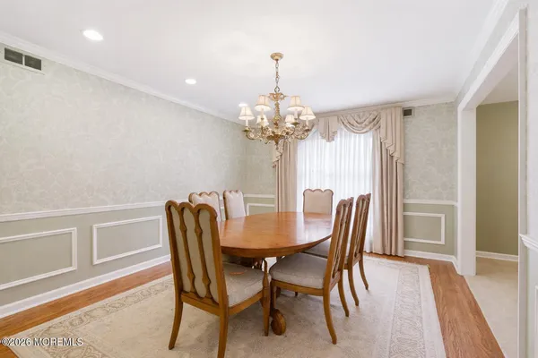 $779,999 | 886 Ocean View Drive, Toms River, NJ 08753