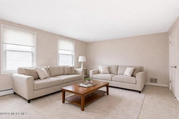$779,999 | 886 Ocean View Drive, Toms River, NJ 08753