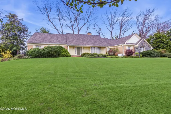$779,999 | 886 Ocean View Drive, Toms River, NJ 08753