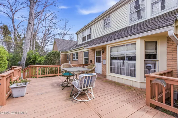 $779,999 | 886 Ocean View Drive, Toms River, NJ 08753