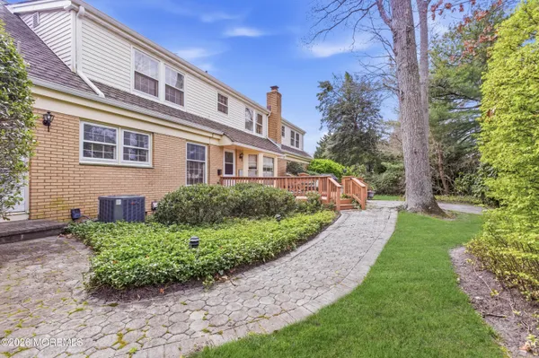 $779,999 | 886 Ocean View Drive, Toms River, NJ 08753