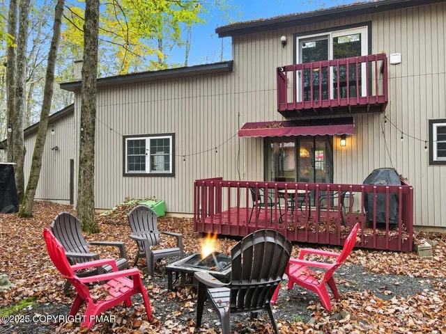 $399,900 | 223 Outer Drive, Pocono Lake, PA 18347