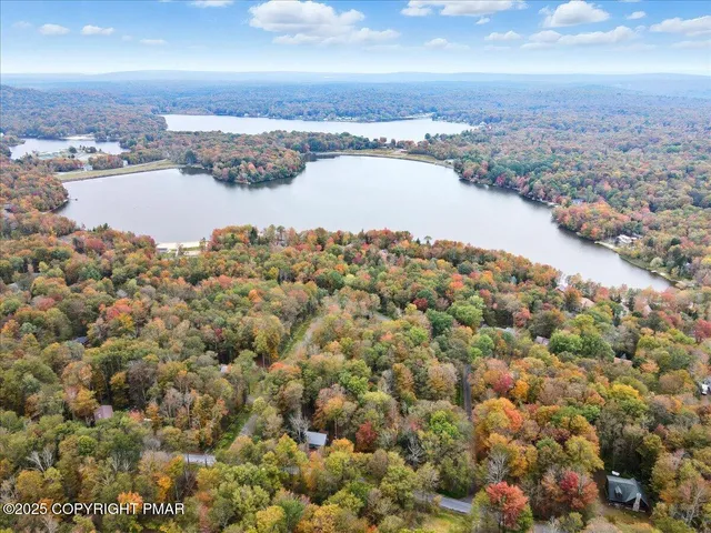 $399,900 | 223 Outer Drive, Pocono Lake, PA 18347