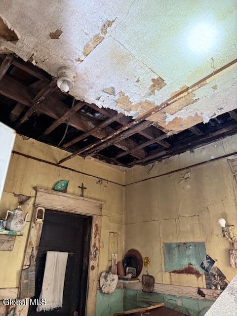 19 Raymo Street Albany, NY 12209 - Photo 6 of 8 IMG_2185 (1)