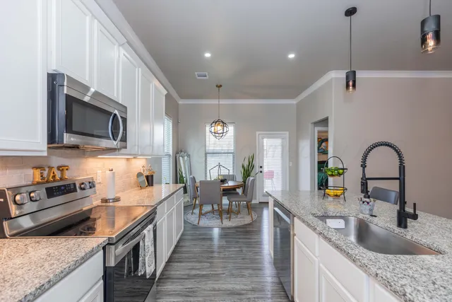 $268,000 | 1836 Apricot Avenue, Amarillo, TX 79118