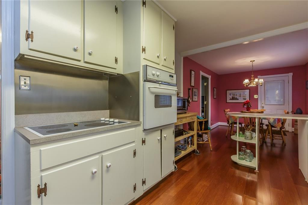1502 Fleming Road Greensboro, NC 27410 - Photo 8 of 28 Photo 8