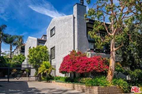 $1,199,000 | 1925 South Beverly Glen Boulevard, Unit 30, Los Angeles, CA 90025