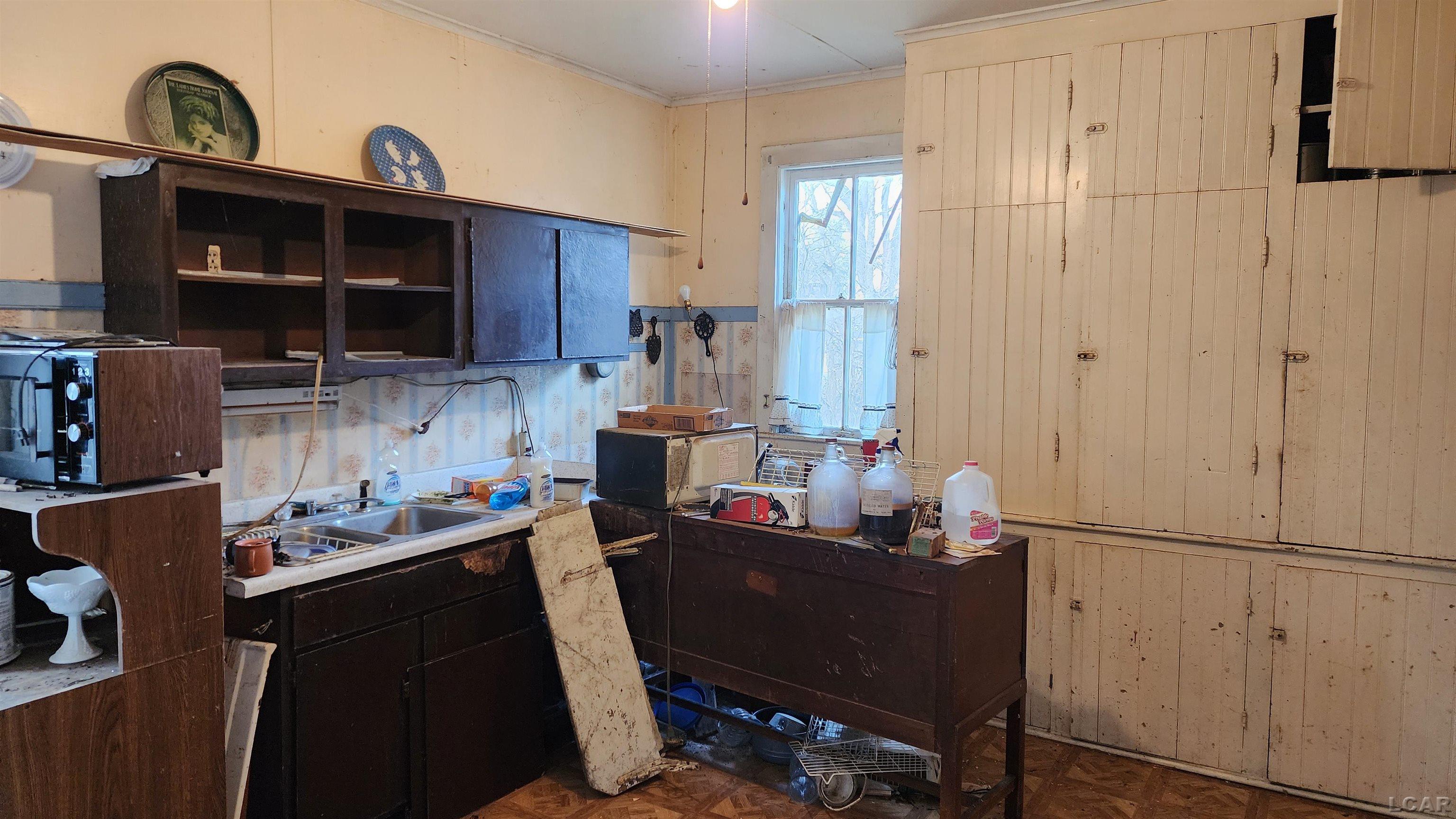 116 Locust Street Clinton, MI 49236 - Photo 30 of 76 50130312-4e03e07a-77bf-45d9-8ba4-b85cb53758c9.JPG