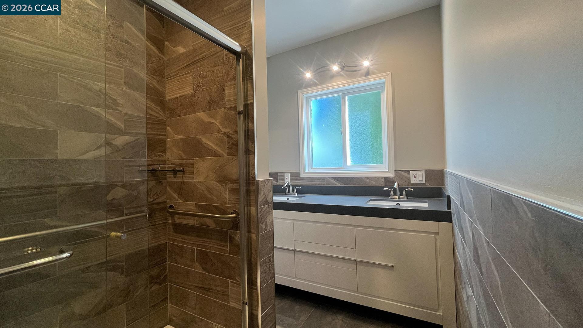 113 Bancroft Road Burlingame, CA 94010 - Photo 10 of 14