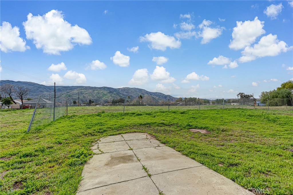 720 East George Street Banning, CA 92220 - Photo 35 of 40