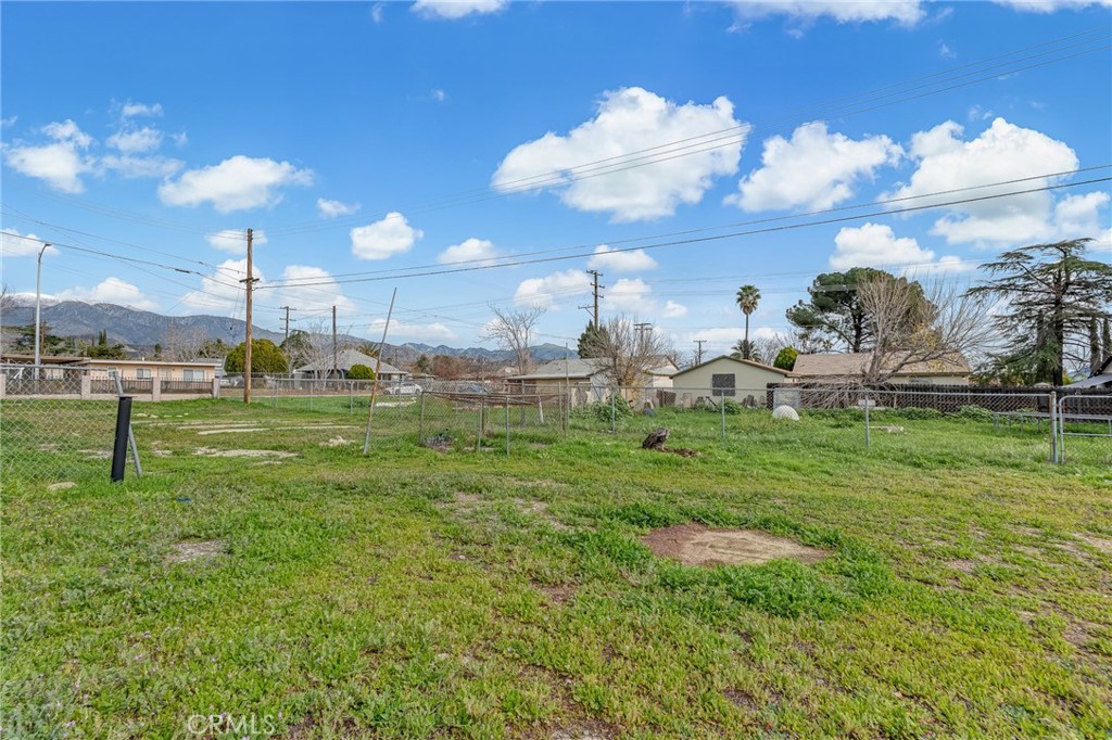 720 East George Street Banning, CA 92220 - Photo 36 of 40