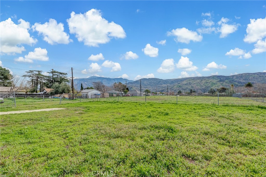 720 East George Street Banning, CA 92220 - Photo 37 of 40