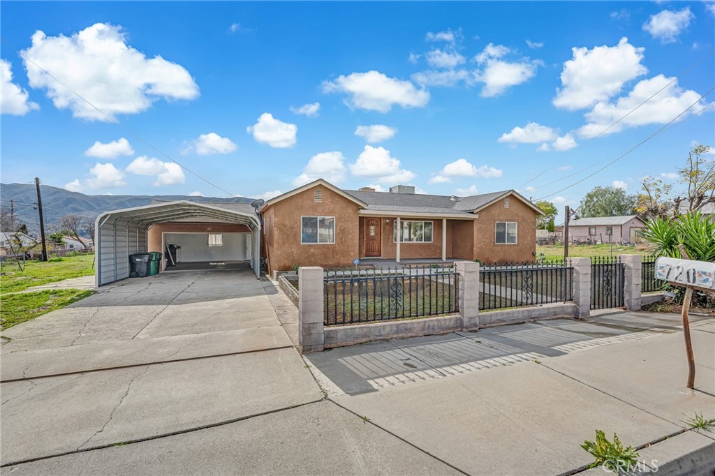 720 East George Street Banning, CA 92220 - Photo 5 of 40