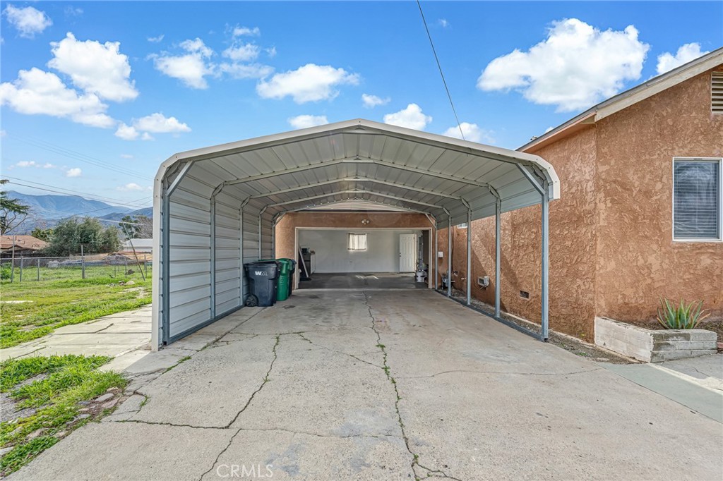 720 East George Street Banning, CA 92220 - Photo 6 of 40