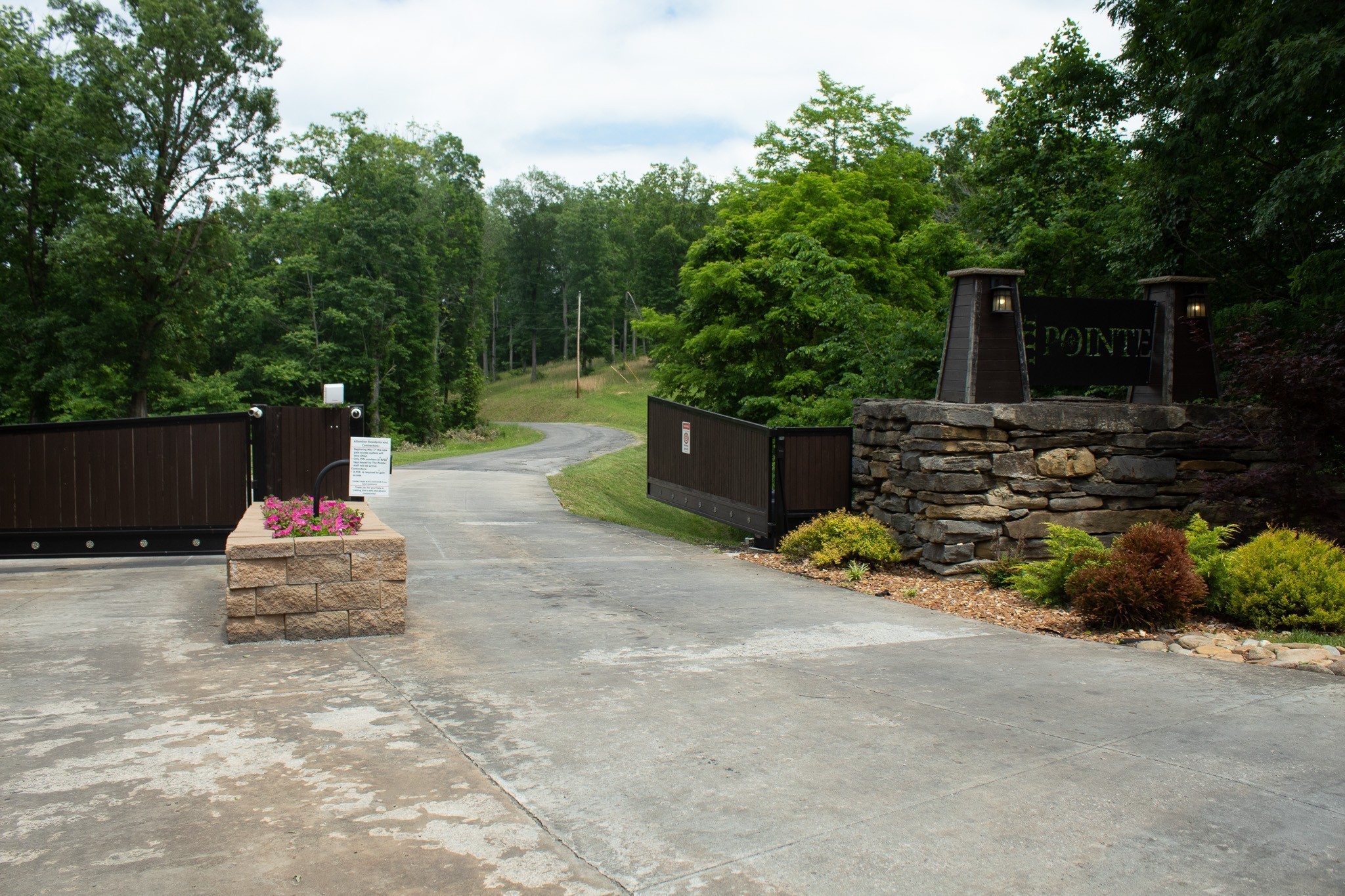 44 A Catfish Road Celina, TN 38551 - Photo 4 of 17 a park view with a sitting space