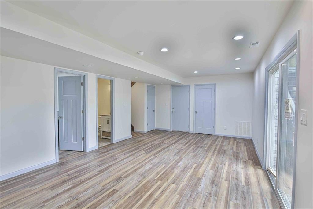 5090 Sylvan Road Indianapolis, IN 46228 - Photo 5 of 42 Gallery Image 5