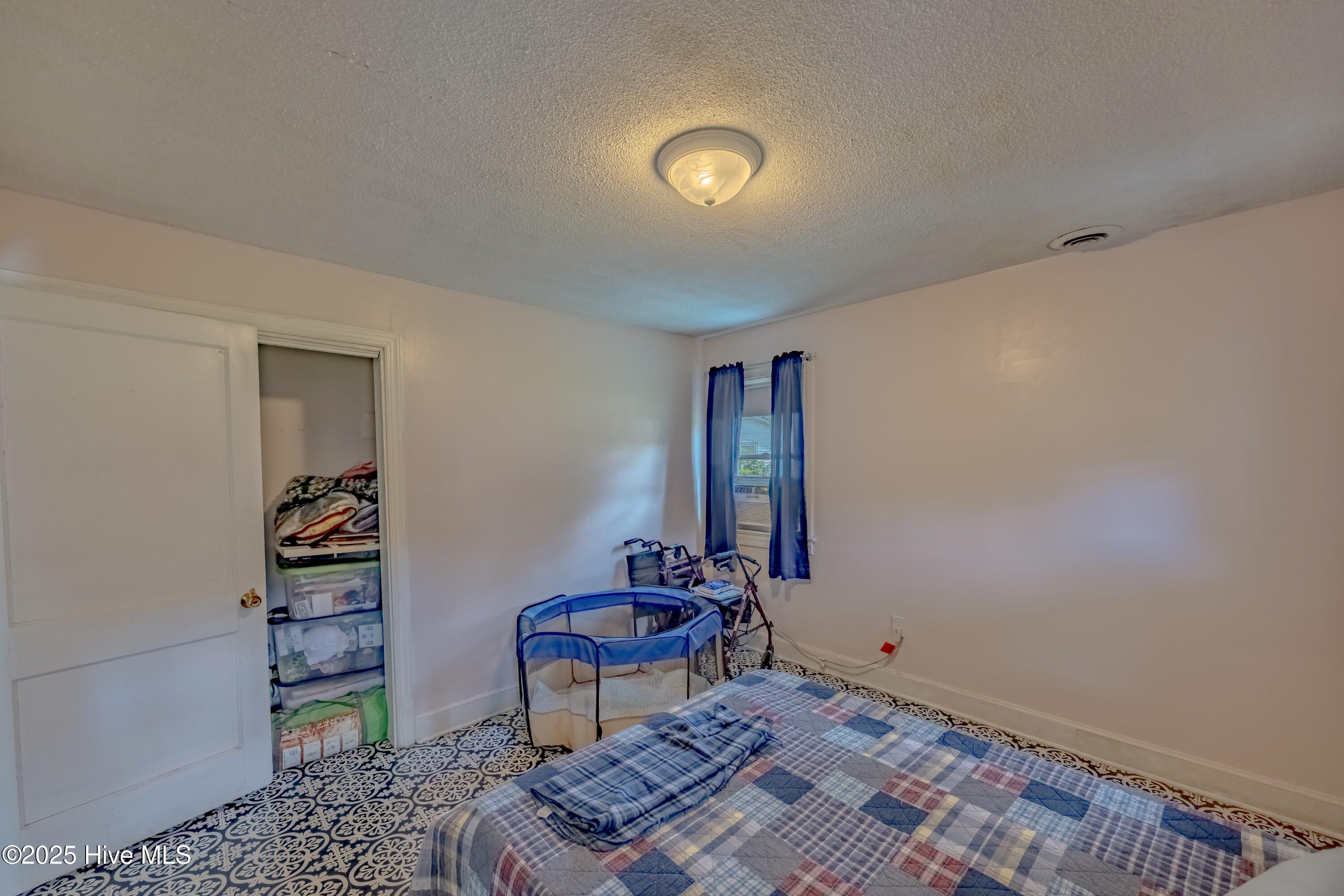 620 South Raleigh Street Wallace, NC 28466 - Photo 18 of 51 _K6A4055-HDR (Custom)