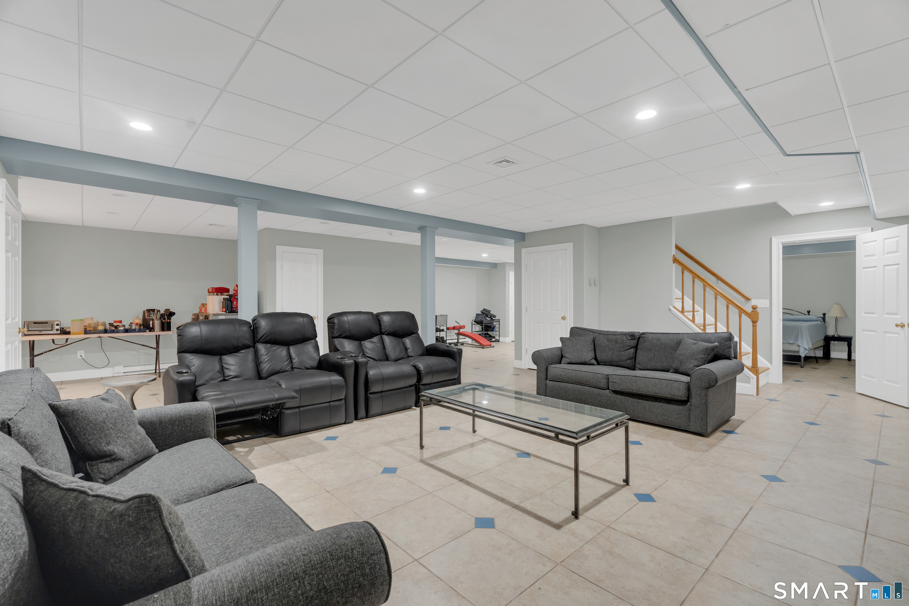 141 Putting Green Road Trumbull, CT 06611 - Photo 34 of 40