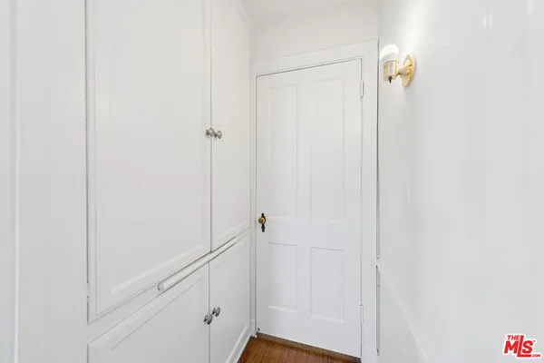 $4,695 | 1284 South Beverly Glen Boulevard, Los Angeles, CA 90024