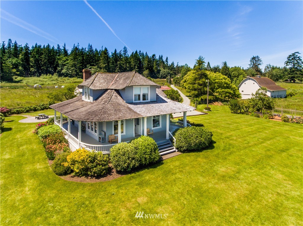 6085 South McMaster Road Freeland, WA 98249 - Photo 2 of 25