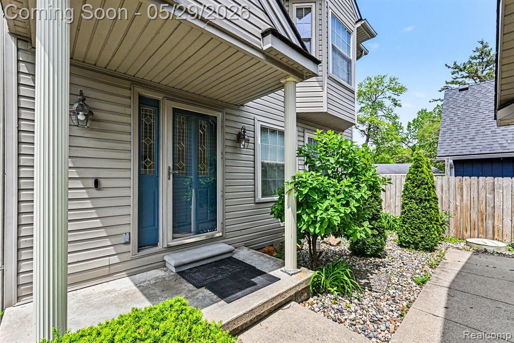 3506 Union Lake Road Commerce Township, MI 48382 - Photo 3 of 34