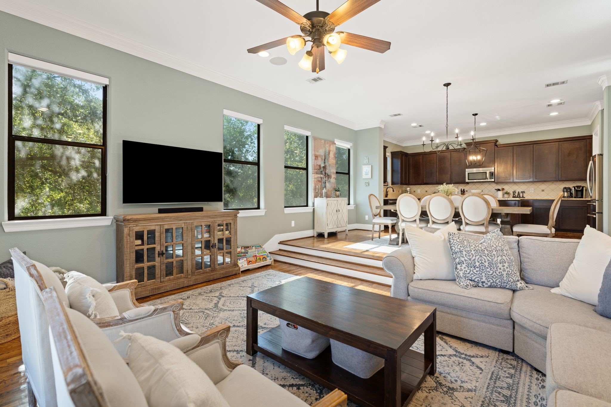 2503 Maxroy Street Houston, TX 77007 - Photo 10 of 35 Large open concept living, dining, and kitchen. Tons of natural light from the corner lot location and privacy from mature trees surrounding.