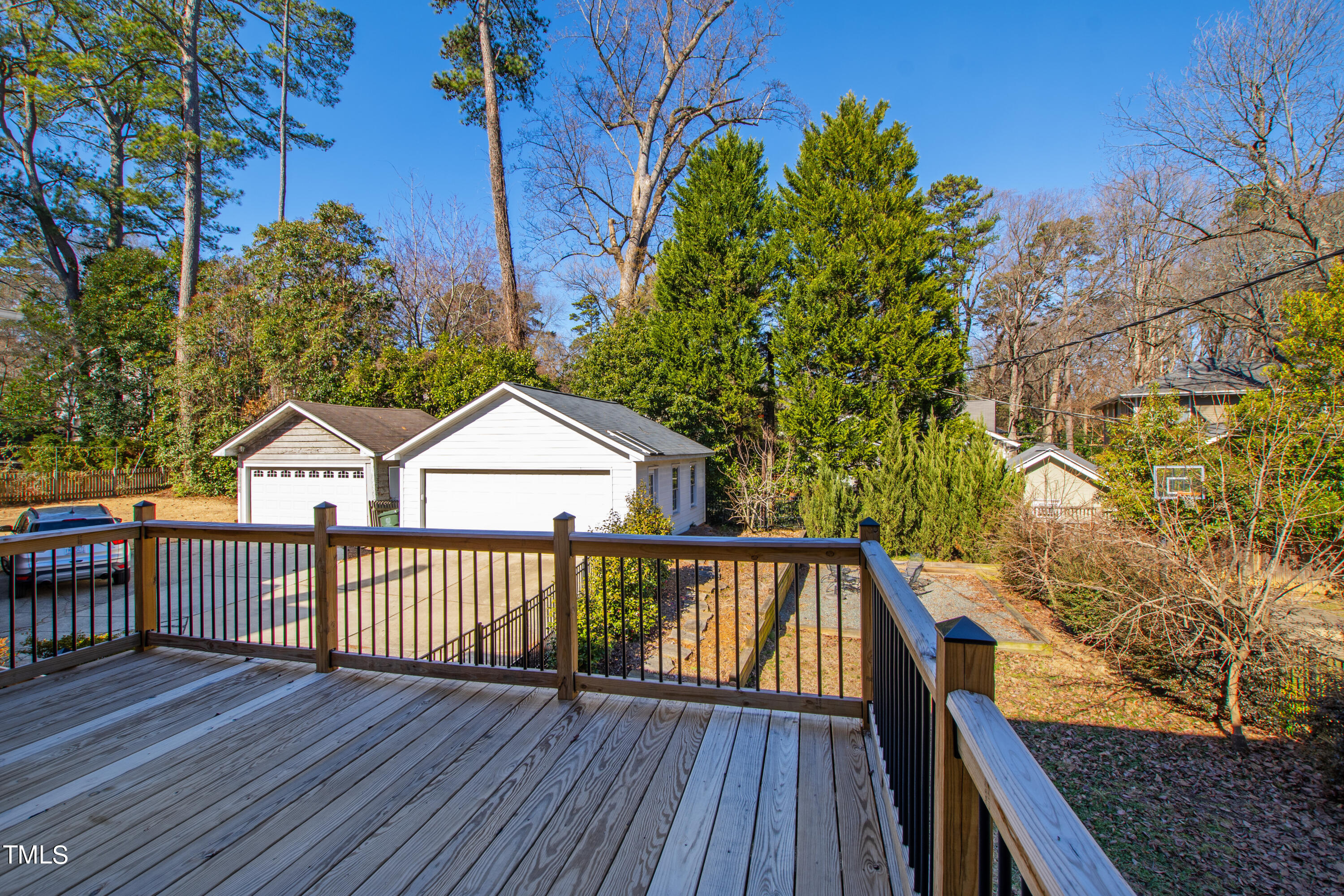 305 Hillcrest Road Raleigh, NC 27605 - Photo 37 of 45 35 BAck 3