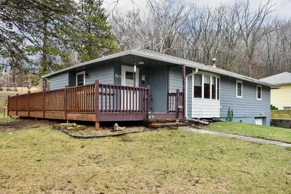 $250,000 | 1617 Poplar Drive, Red Wing, MN 55066
