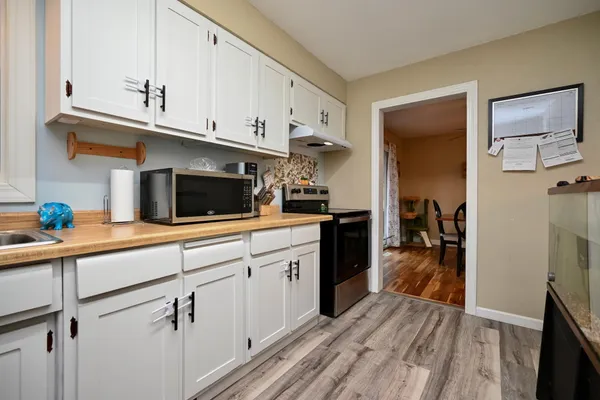 $250,000 | 1617 Poplar Drive, Red Wing, MN 55066