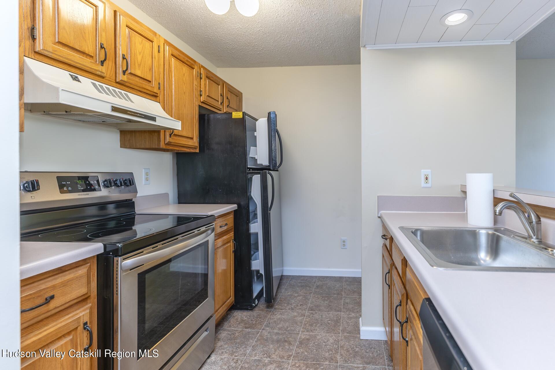 3 Rock Maple Road Saugerties, NY 12477 - Photo 7 of 21 Image-8