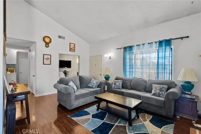 $3,500 | 663 Eston Place, Lancaster, CA 93535