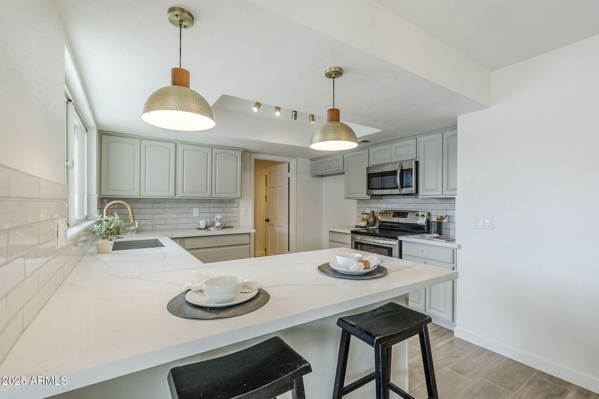 1915 West Nopal Circle Mesa, AZ 85202 - Photo 15 of 44 Kitchen