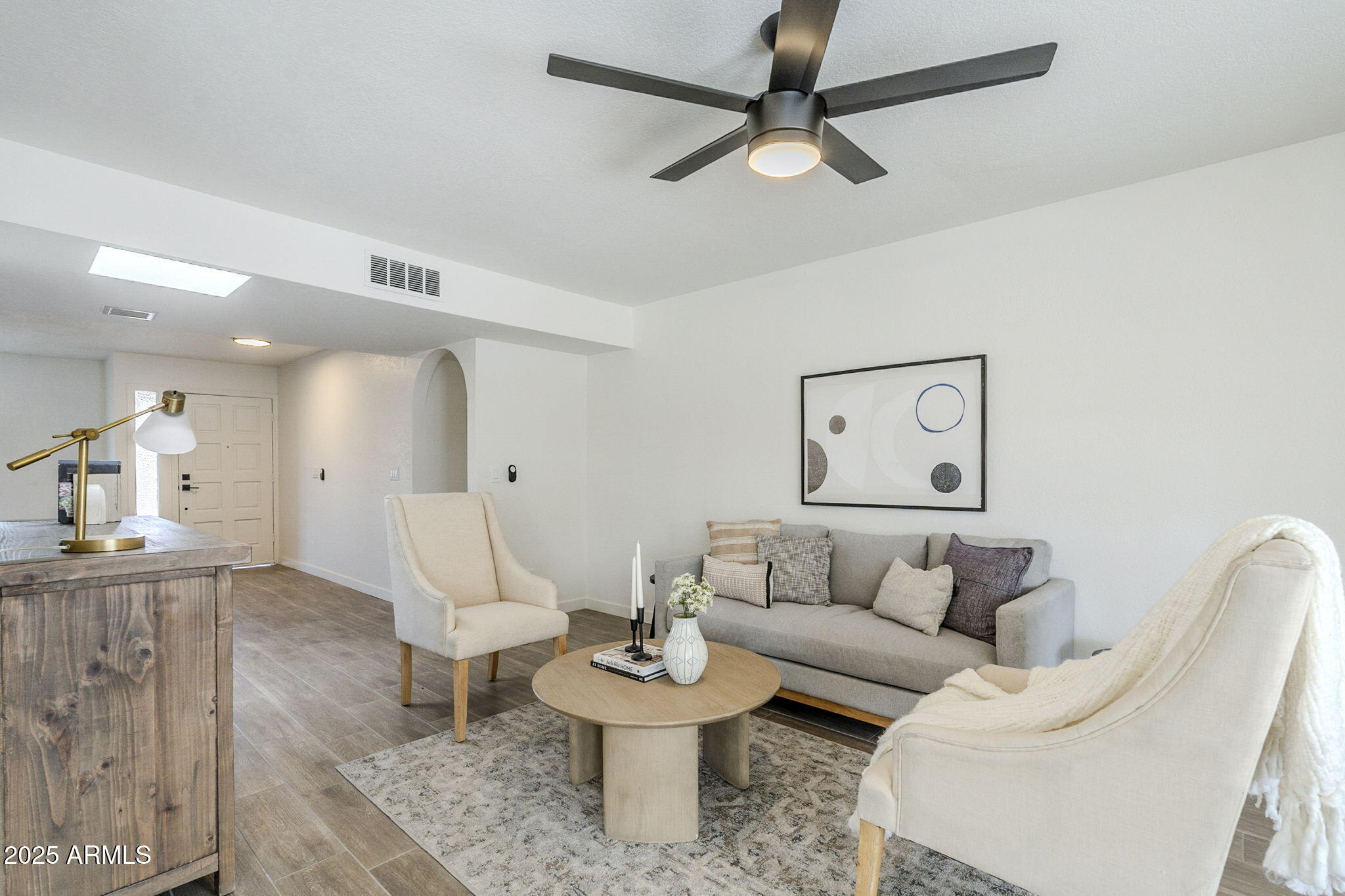 1915 West Nopal Circle Mesa, AZ 85202 - Photo 7 of 44 Family Room