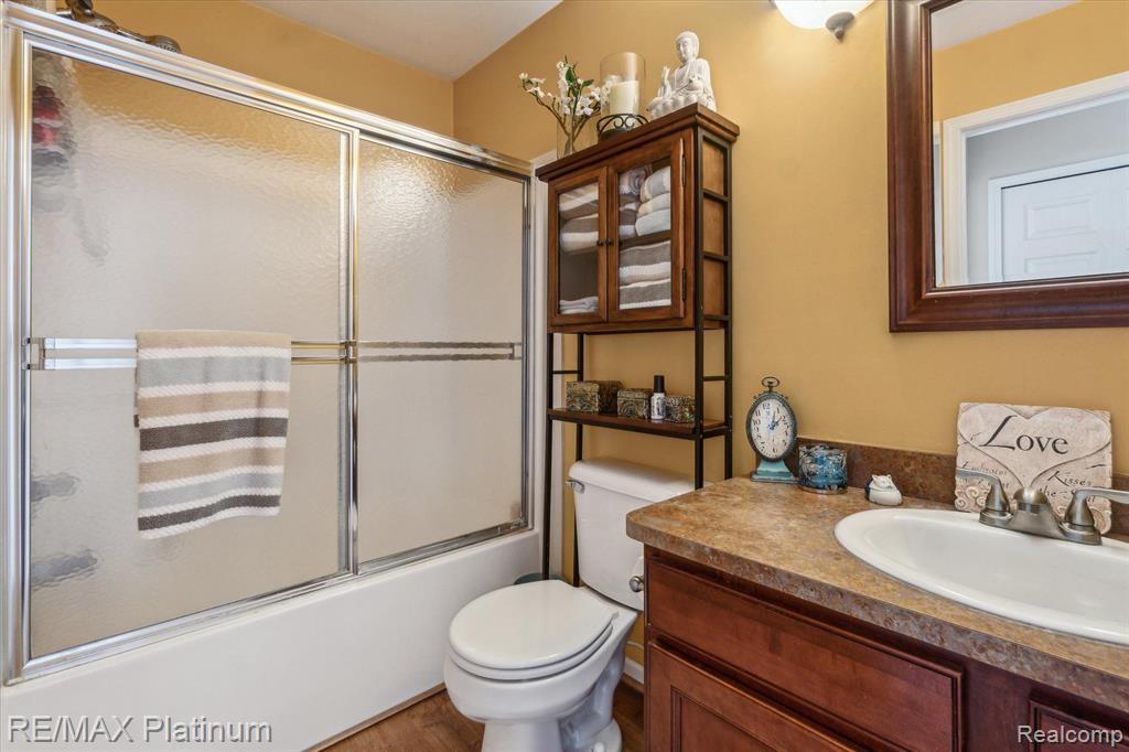 305 Rustic Trail Linden, MI 48451 - Photo 16 of 47